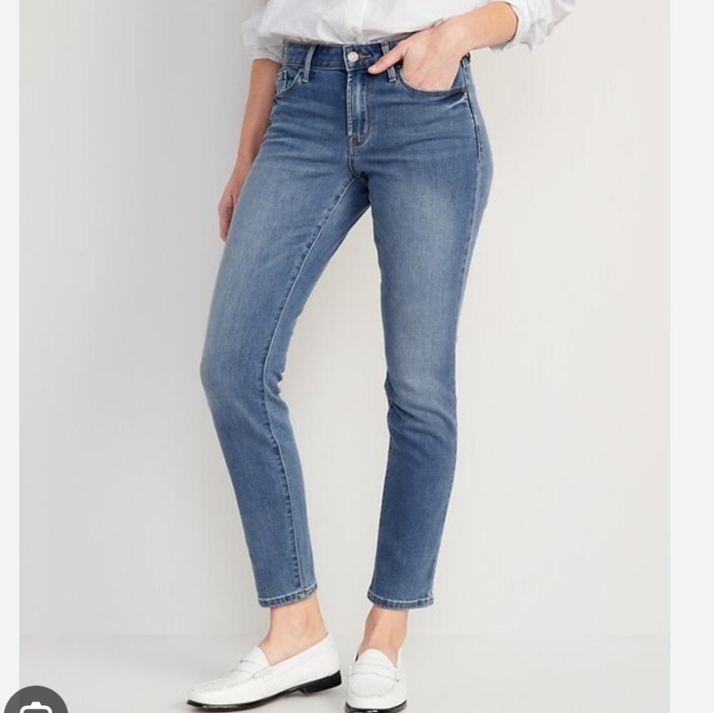 Old Navy Powder Slim Straight Mid Rise Jeans Pants